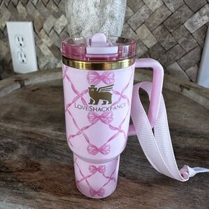 Stanley x LoveShackFancy Holiday Quencher ProTour Mini Ornament 2025.